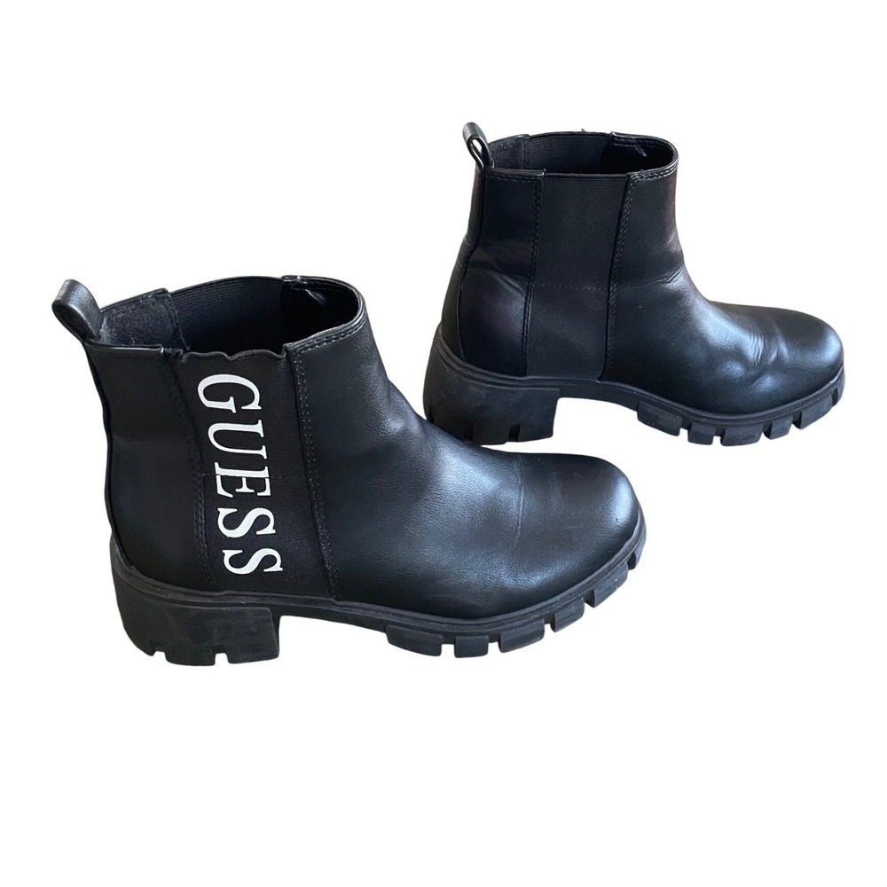 Guess Vigor Evolved Black Lug Sole Chelsea Boots Womens Size 9 Logo Ankle Boot